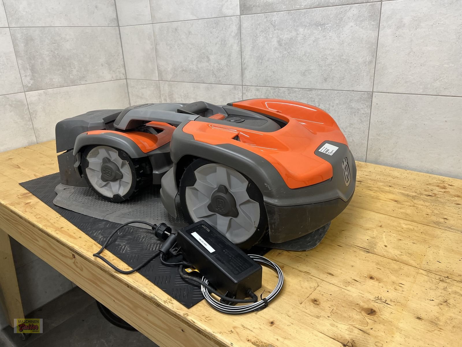 Mähroboter des Typs Husqvarna Automower 535X AWD, Gebrauchtmaschine in Kötschach (Bild 5)