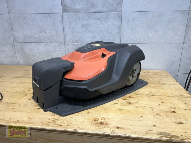 Mähroboter типа Husqvarna Automower 550 EPOS, Gebrauchtmaschine в Kötschach (Фотография 1)