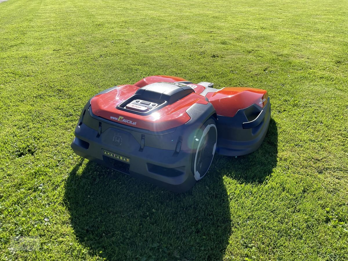 Mähroboter des Typs Husqvarna Ceora 546 EPOS Golfplatz & Sportplatzmäher, Neumaschine in Burgkirchen (Bild 17)