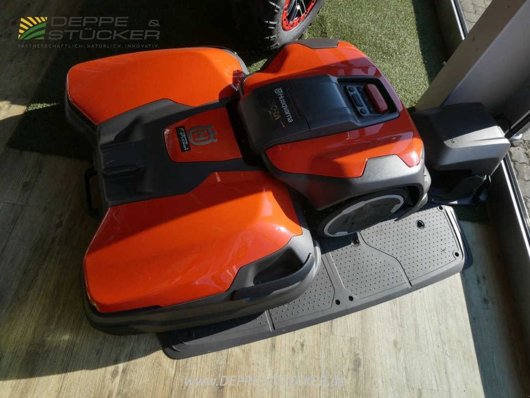 Mähroboter des Typs Husqvarna Ceoras 546 EPOS, Gebrauchtmaschine in Lauterberg/Barbis (Bild 2)