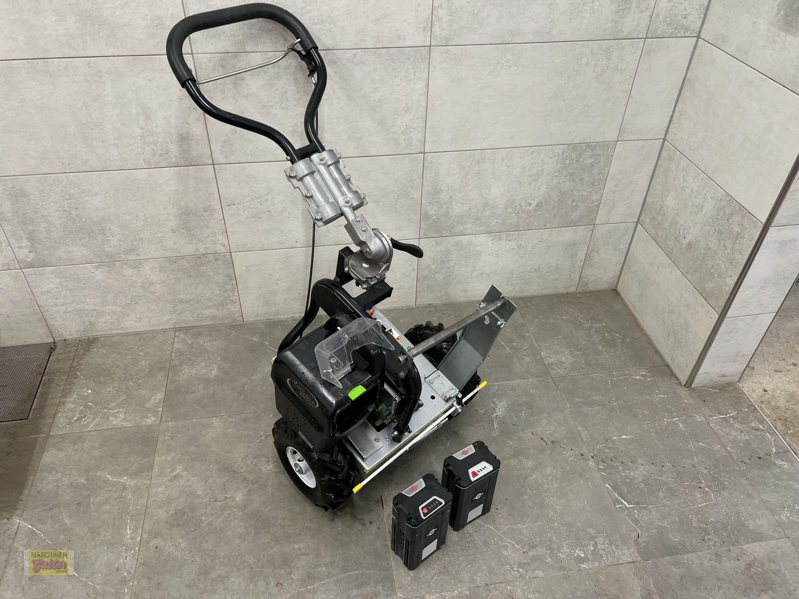 Mähroboter des Typs Sonstige Portable Winch Kabelverlegemaschine PWM600MH-Li, Gebrauchtmaschine in Kötschach (Bild 1)