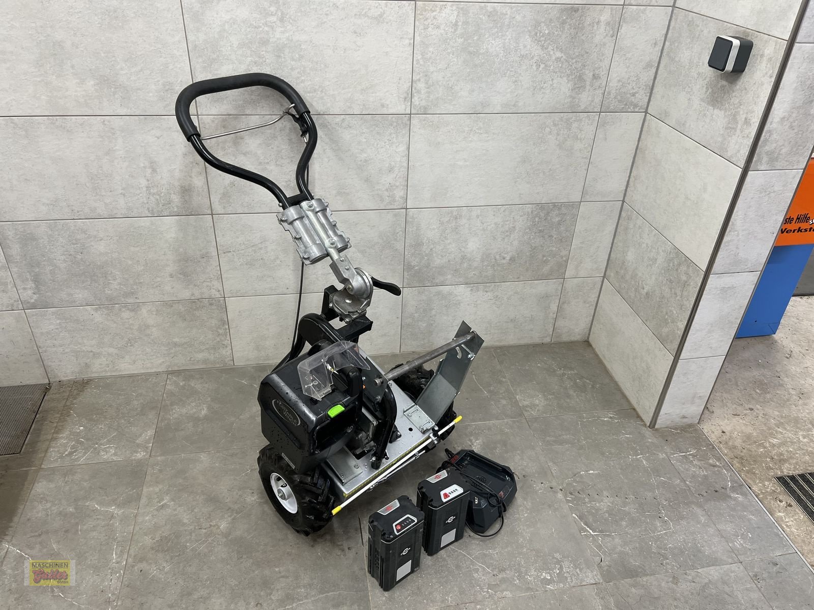 Mähroboter des Typs Sonstige Portable Winch Kabelverlegemaschine PWM600MH-Li, Gebrauchtmaschine in Kötschach (Bild 8)