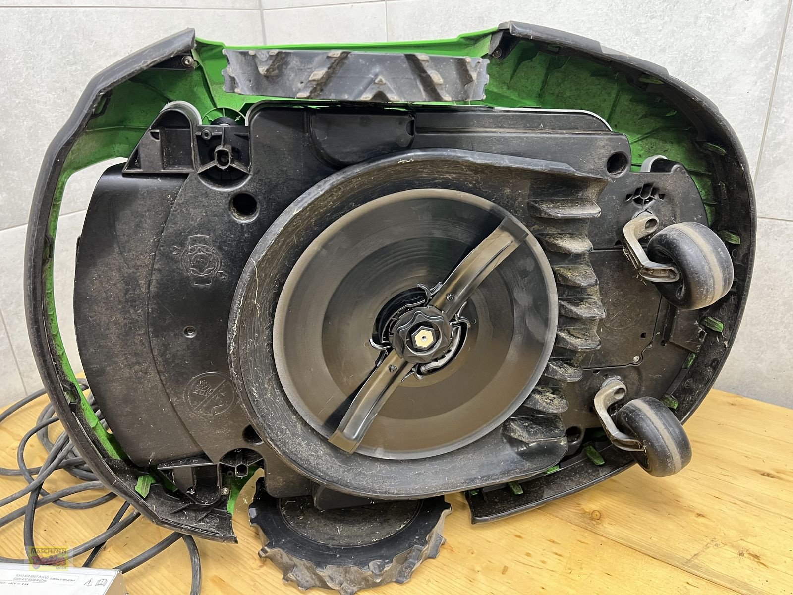 Mähroboter des Typs Sonstige Viking iMow MI 632 P, Gebrauchtmaschine in Kötschach (Bild 5)