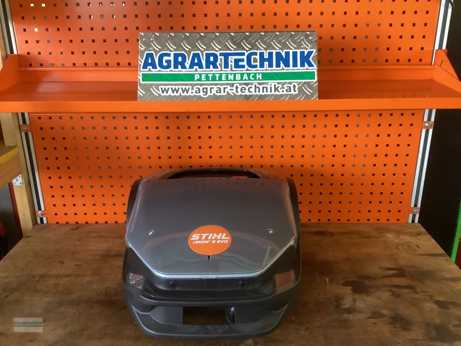 Mähroboter des Typs Stihl IMOW 5 EVO, Gebrauchtmaschine in Pettenbach (Bild 1)