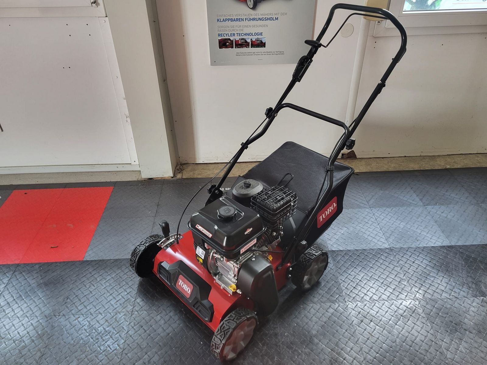 Mähroboter типа Toro Vertikutierer Toro, Neumaschine в NATTERNBACH (Фотография 1)