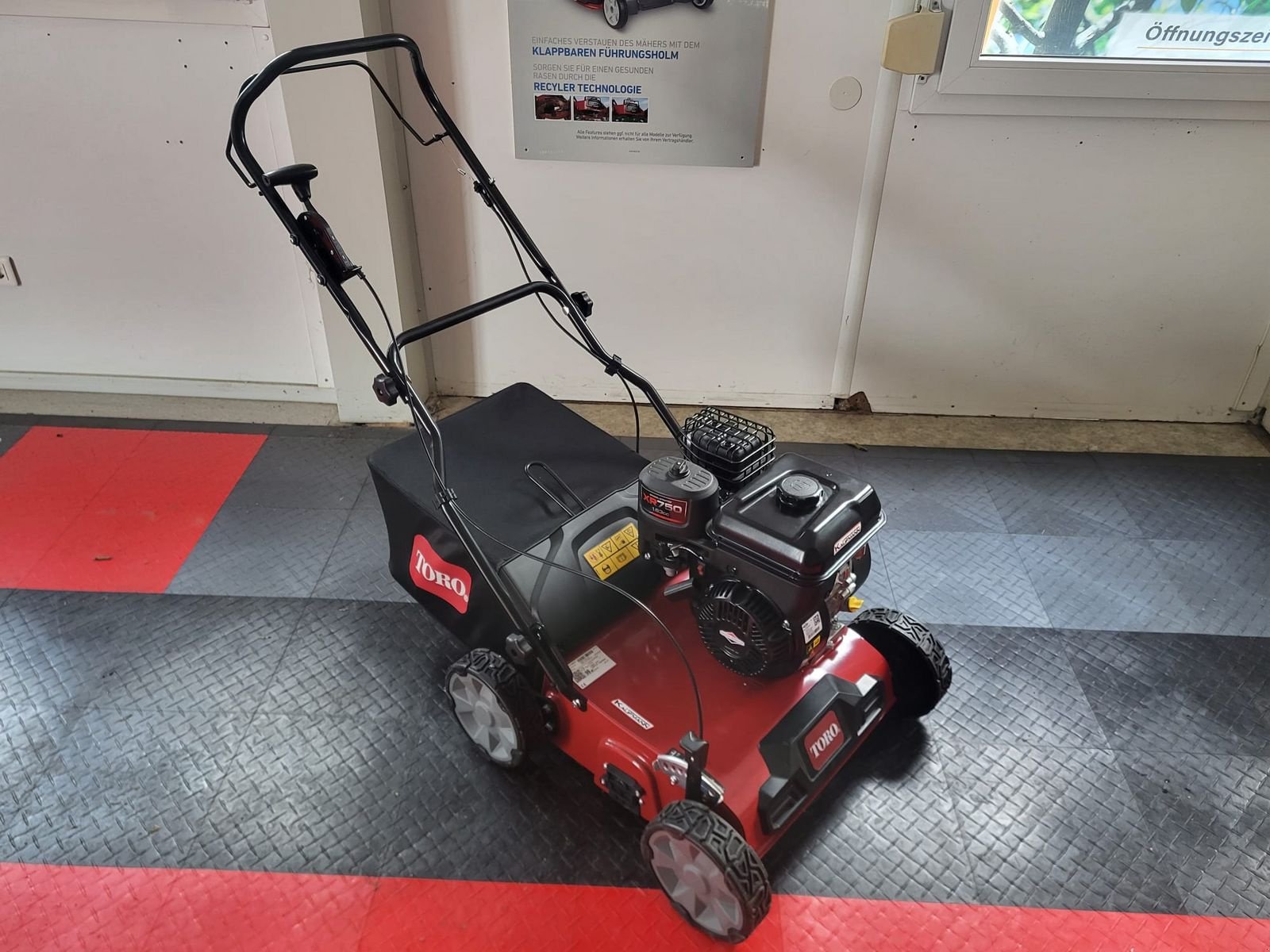 Mähroboter типа Toro Vertikutierer Toro, Neumaschine в NATTERNBACH (Фотография 9)