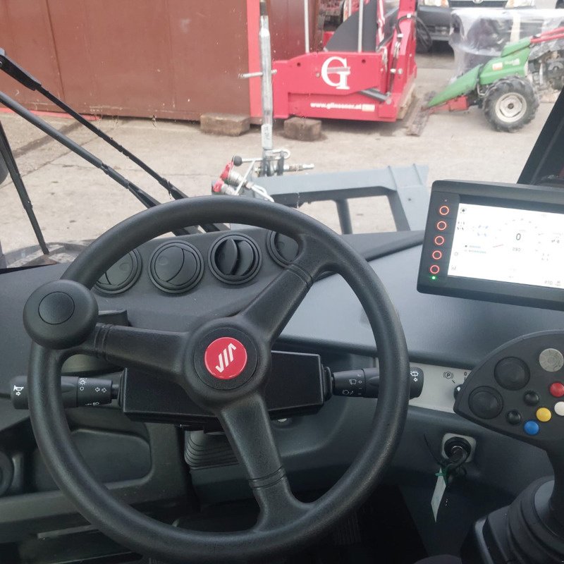 Mähtrak & Bergtrak типа Aebi TT 281+, Ausstellungsmaschine в Egg (Фотография 5)