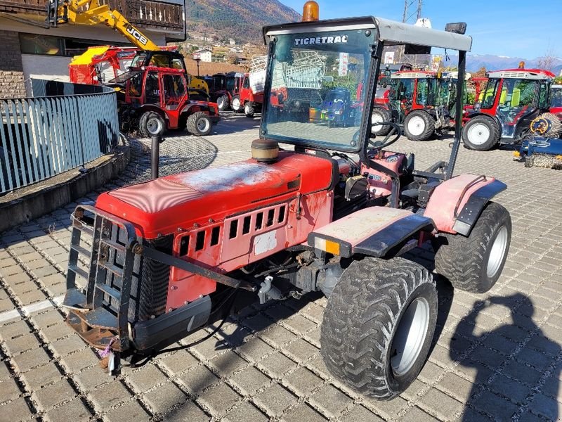 Mähtrak & Bergtrak от тип Antonio Carraro Tigretrac 8008 - GB259, Gebrauchtmaschine в Eppan (BZ) (Снимка 1)