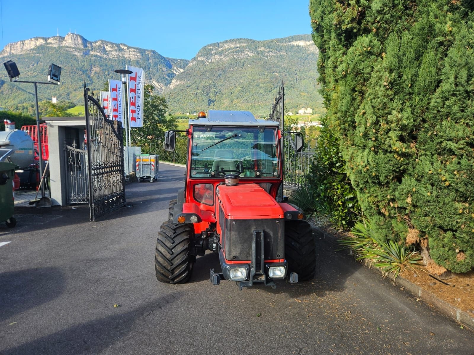 Mähtrak & Bergtrak типа Antonio Carraro TTR 9400 GB276, Gebrauchtmaschine в Eppan (BZ) (Фотография 3)