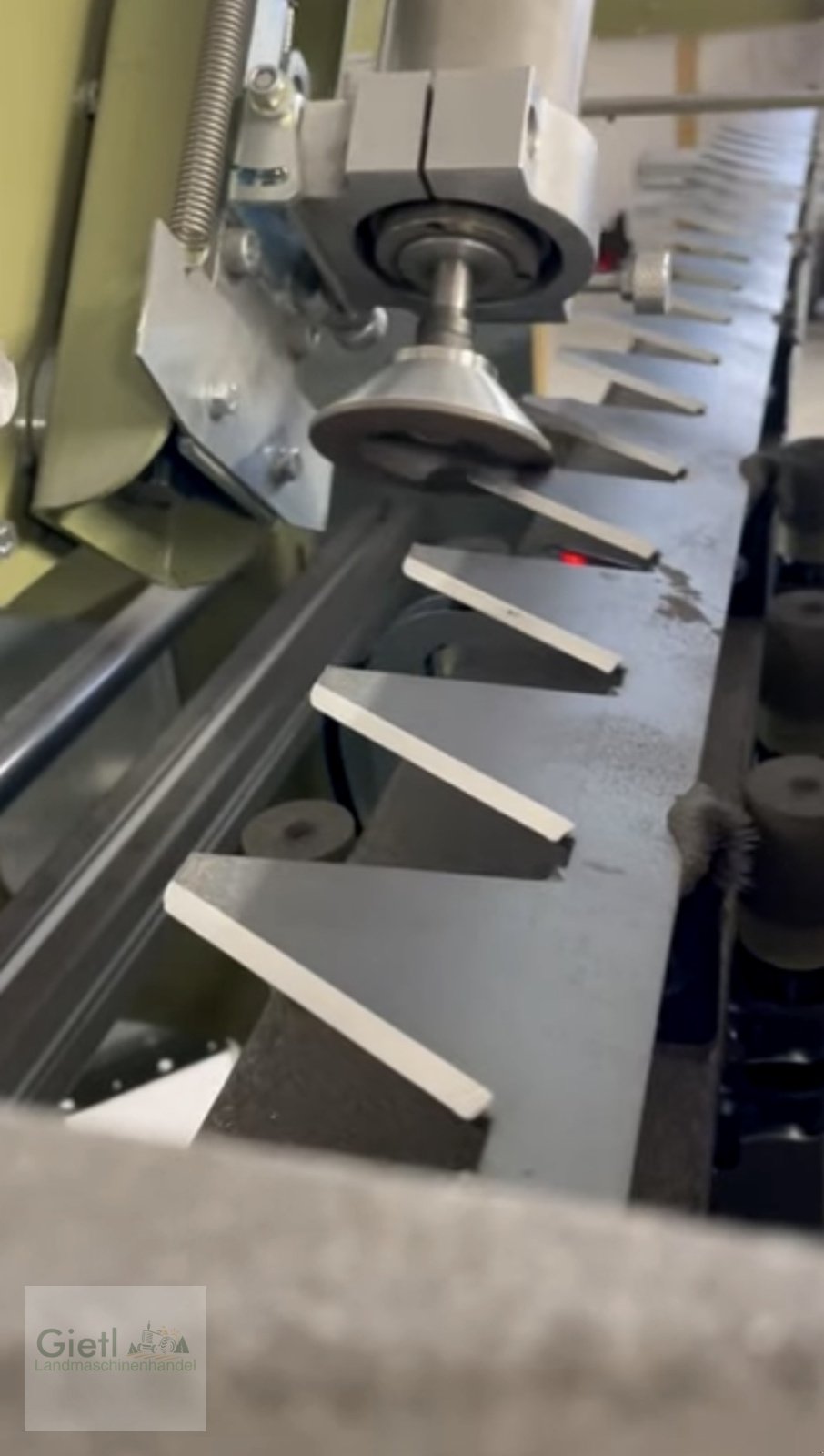 Mähwerk Türe ait Blesoma Cube Grinder, Neumaschine içinde Bogen (resim 4)