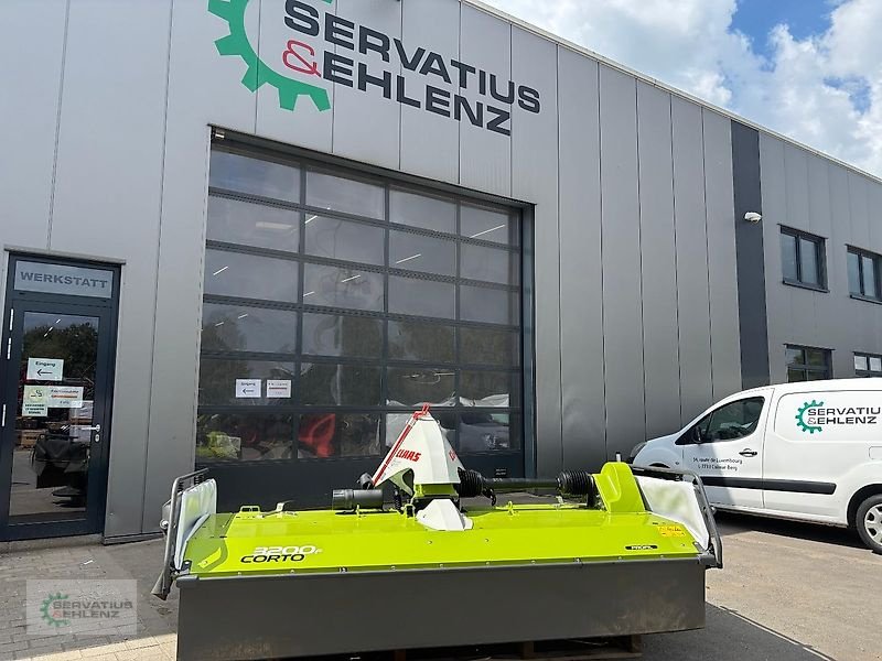 Mähwerk of the type CLAAS Corto 3200 F Profil, Vorführmaschine in Rittersdorf (Picture 1)