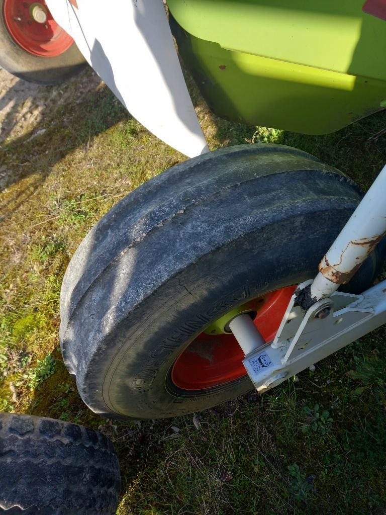 Mähwerk vrste CLAAS Disco 3050, Gebrauchtmaschine v Calmont (Slika 8)