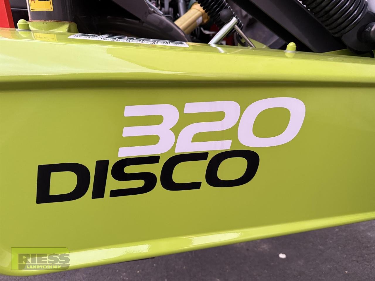 Mähwerk of the type CLAAS DISCO 320, Neumaschine in Homberg/Ohm - Maulbach (Picture 8)