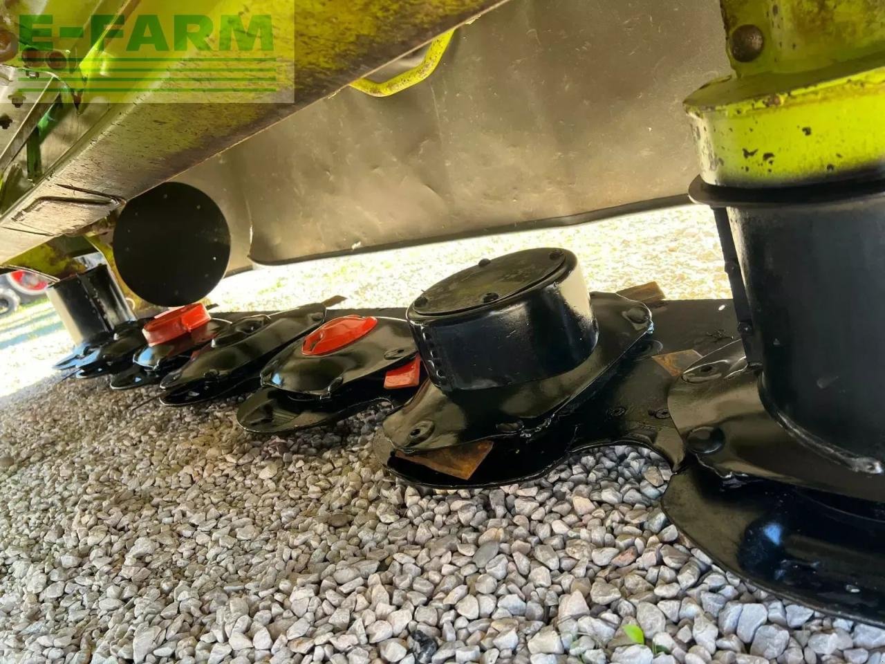 Mähwerk of the type CLAAS disco 3200 f profil, Gebrauchtmaschine in ST ANDIOL (Picture 9)