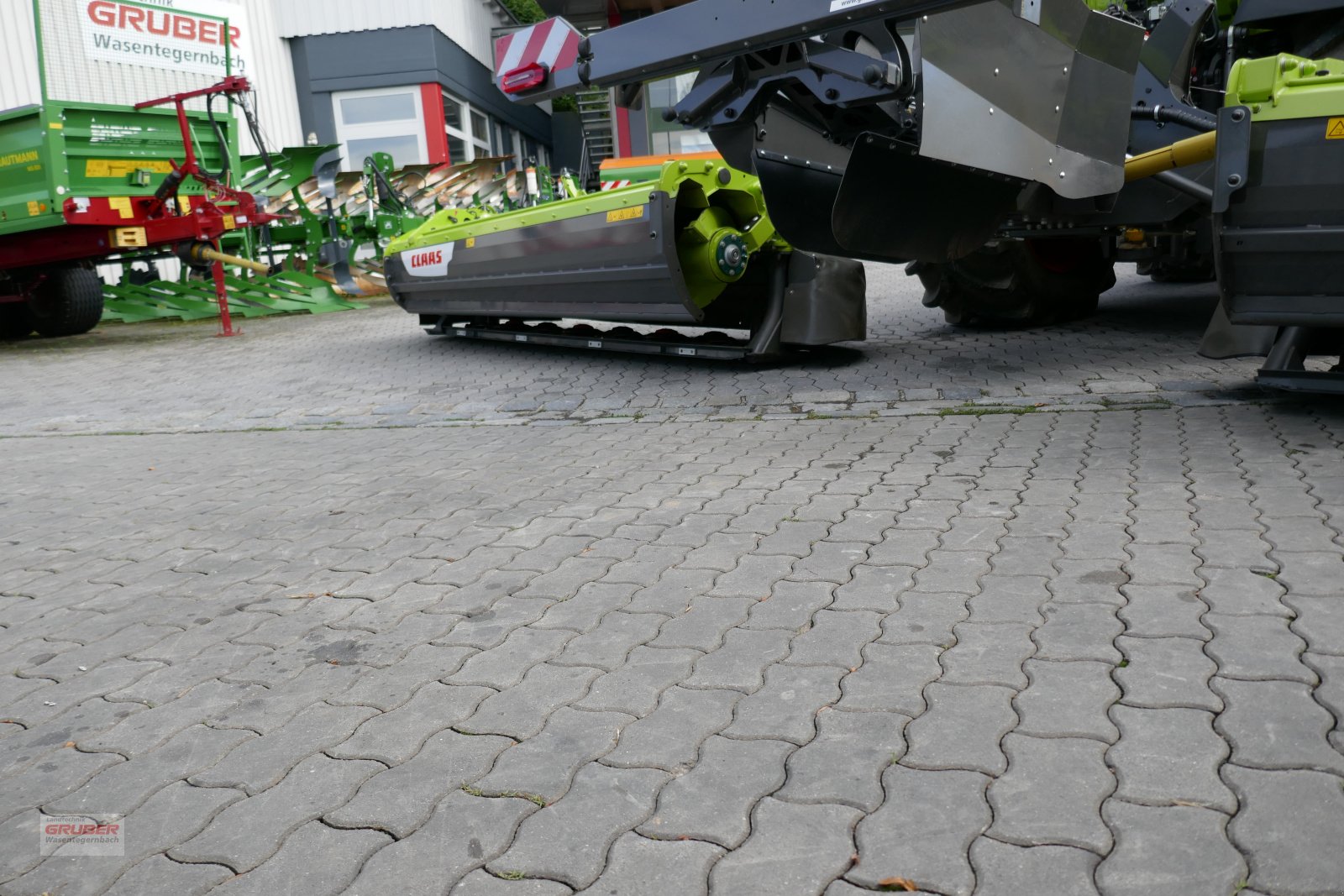 Mähwerk του τύπου CLAAS Disco 9300 Direct Swather, Neumaschine σε Dorfen (Φωτογραφία 9)