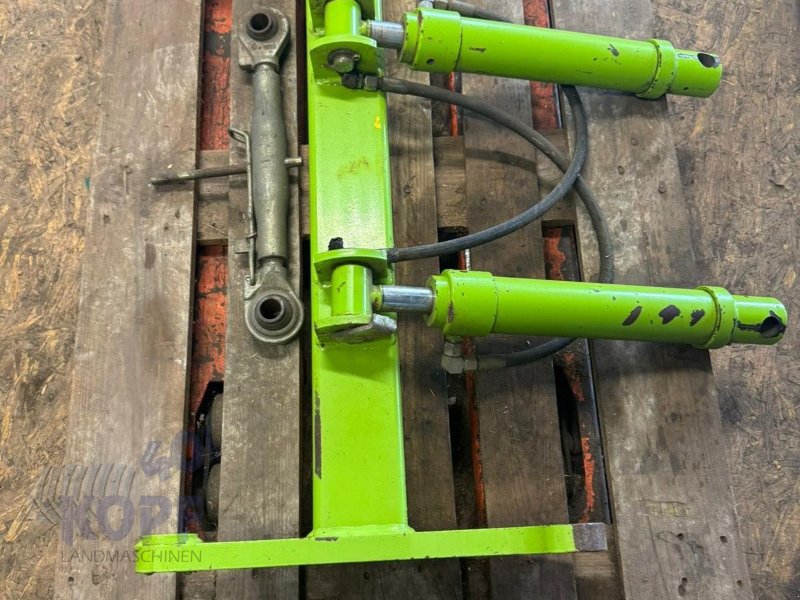 Mähwerk des Typs CLAAS Zwischenadapter Schubrahmen Claas Mähwerk Disco 8550, Gebrauchtmaschine in Schutterzell (Bild 1)