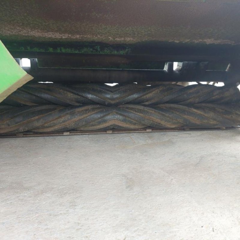 Mähwerk типа Deutz-Fahr 832 T PRO, Gebrauchtmaschine в AUMONT AUBRAC (Фотография 5)