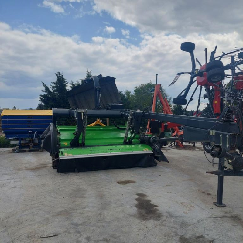 Mähwerk типа Deutz-Fahr 832 T PRO, Gebrauchtmaschine в AUMONT AUBRAC (Фотография 1)