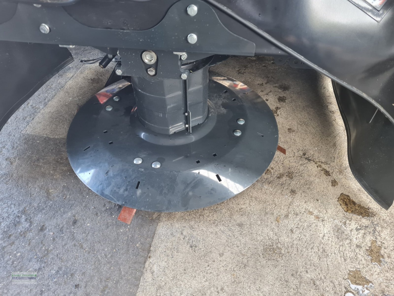 Mähwerk of the type Deutz-Fahr DrumMaster 730 F -mit starrem Anbaubock-, Neumaschine in Diessen (Picture 8)