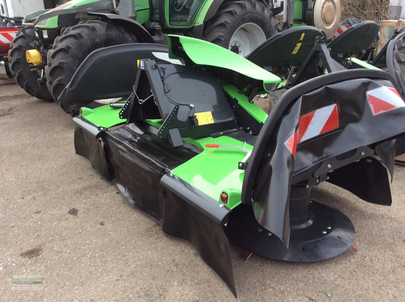 Mähwerk van het type Deutz-Fahr DrumMaster 730 F -mit starrem Anbaubock-, Neumaschine in Diessen (Foto 4)