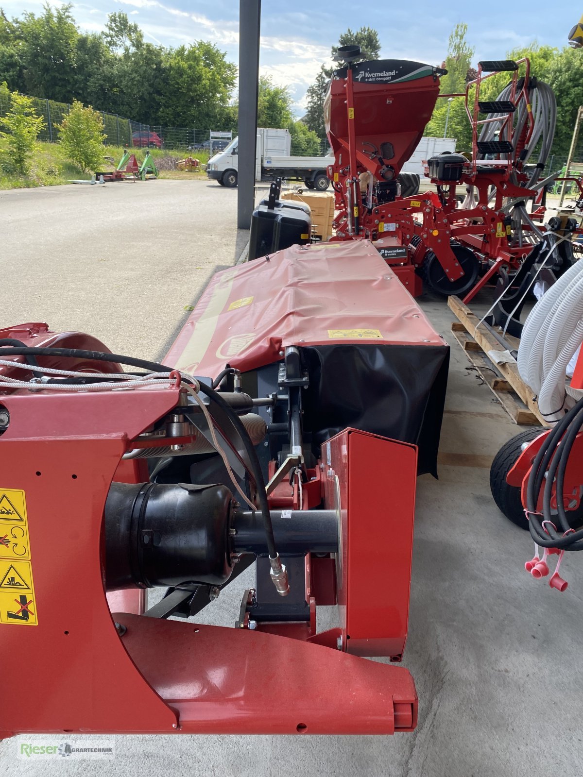 Mähwerk a típus Deutz-Fahr Mähwerk Extra 228, Heckscheibenmähwerk, 3 Klingen - !!KEINES MÄHT BESSER!!, Neumaschine ekkor: Nördlingen (Kép 4)