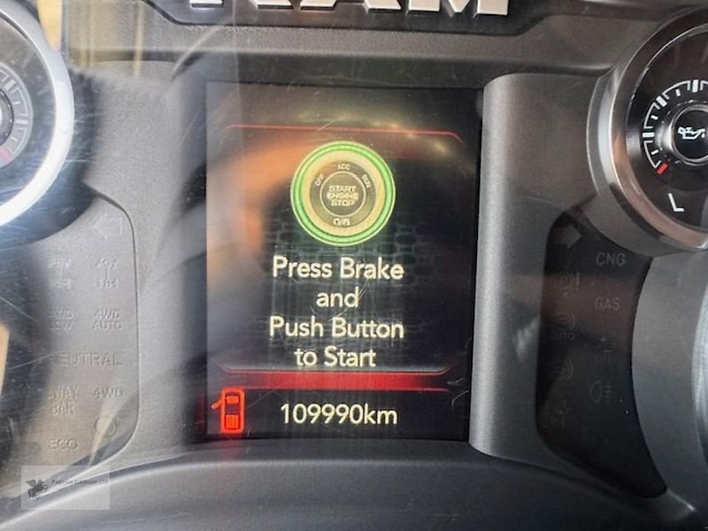 Mähwerk typu Dodge RAM 1500 BIG HORN Crew Cab Cargo Box 4x4 Pickup Body Kit, Gebrauchtmaschine v Gevelsberg (Obrázok 13)