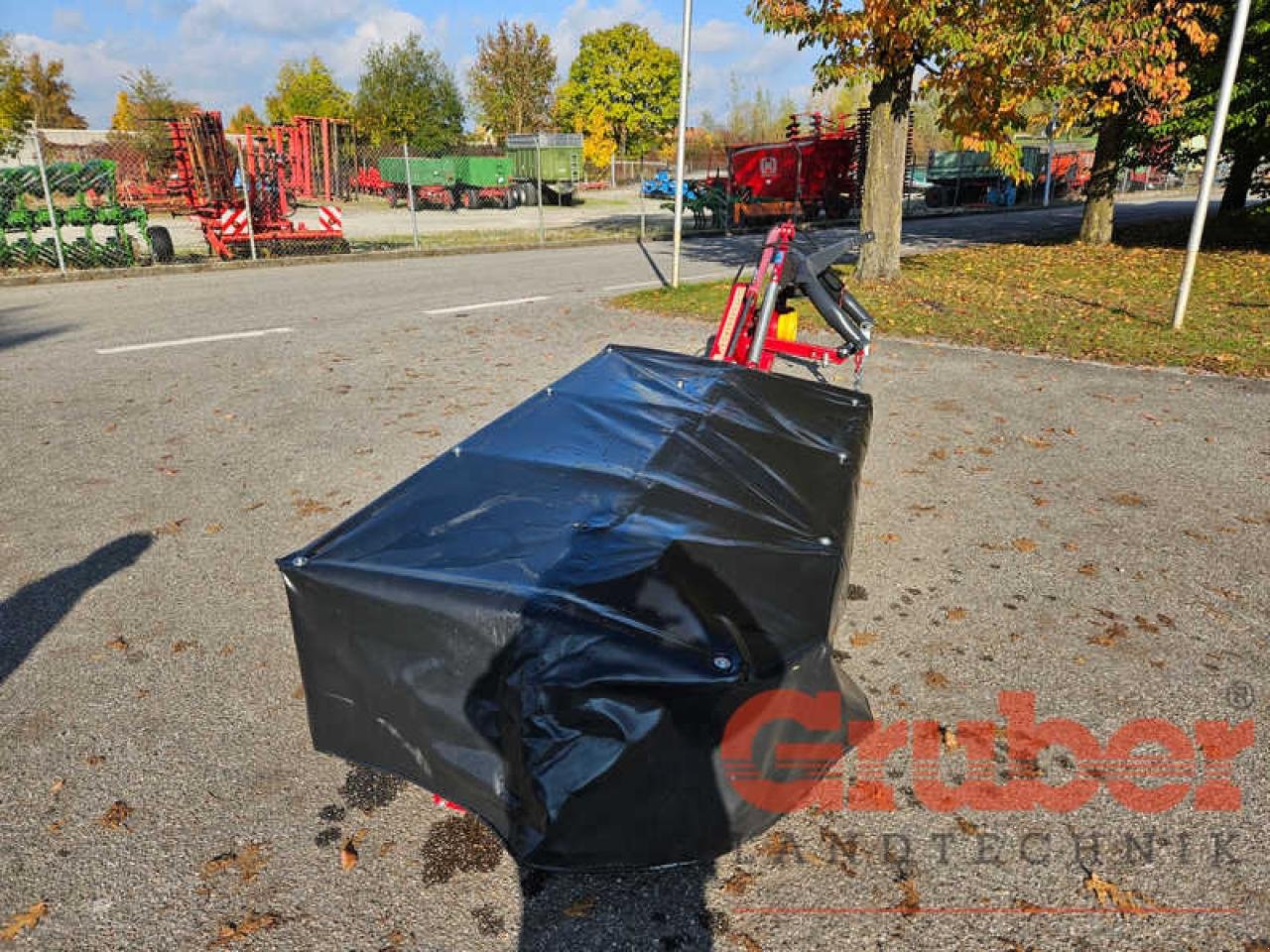 Mähwerk des Typs Farmland FPM HM 240, Neumaschine in Ampfing (Bild 4)