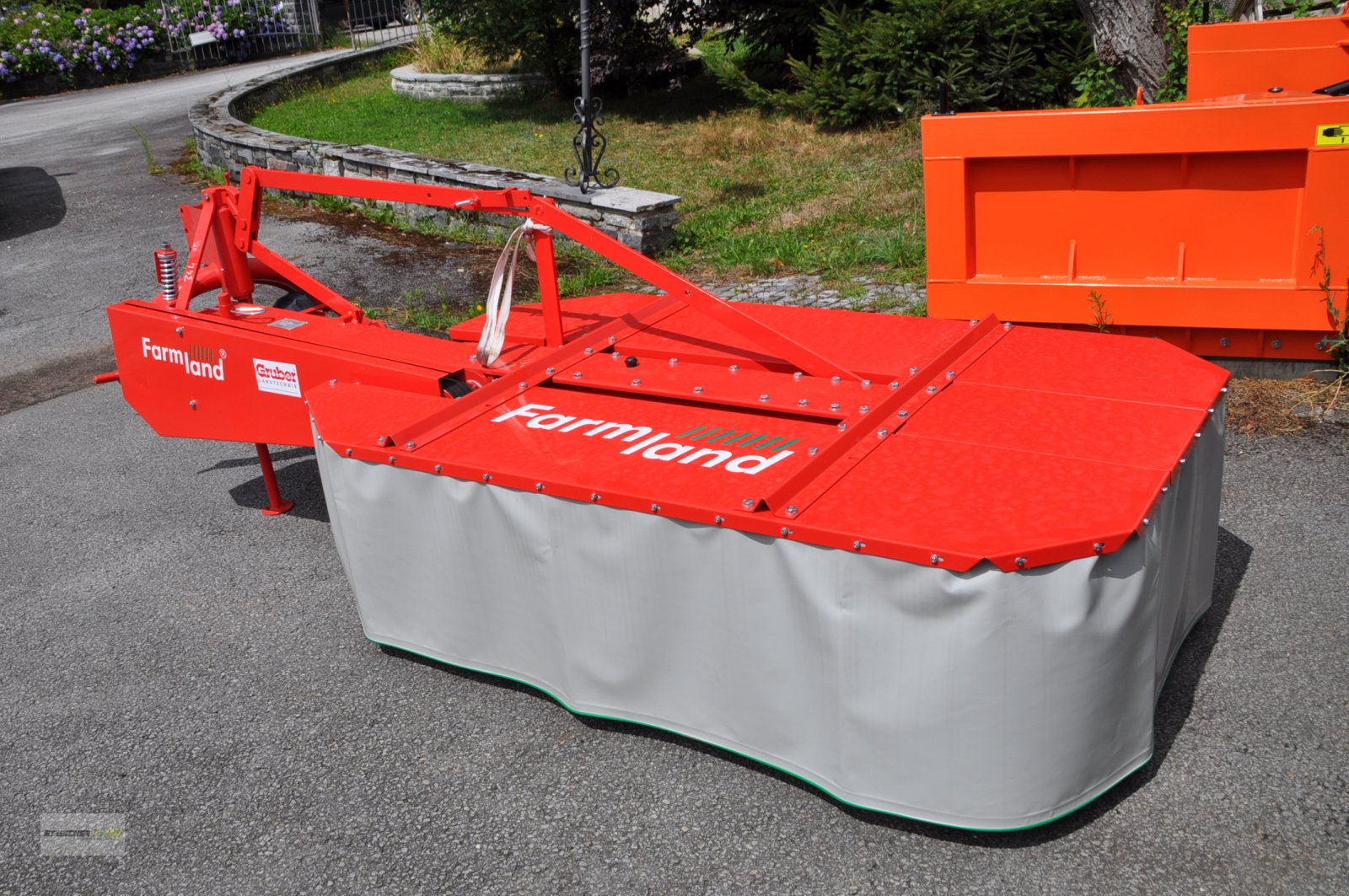 Mähwerk of the type Farmland M 165, Neumaschine in Lalling (Picture 2)