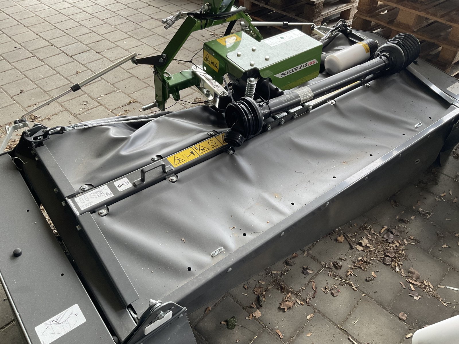 Mähwerk of the type Fendt Slicer 210 FKS, Neumaschine in Mühlhausen-Ehingen (Picture 1)
