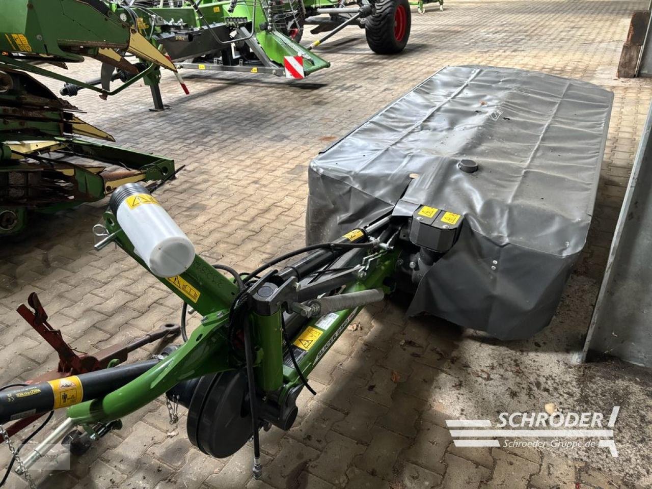 Mähwerk of the type Fendt SLICER 2460 ISL, Neumaschine in Westerstede (Picture 4)