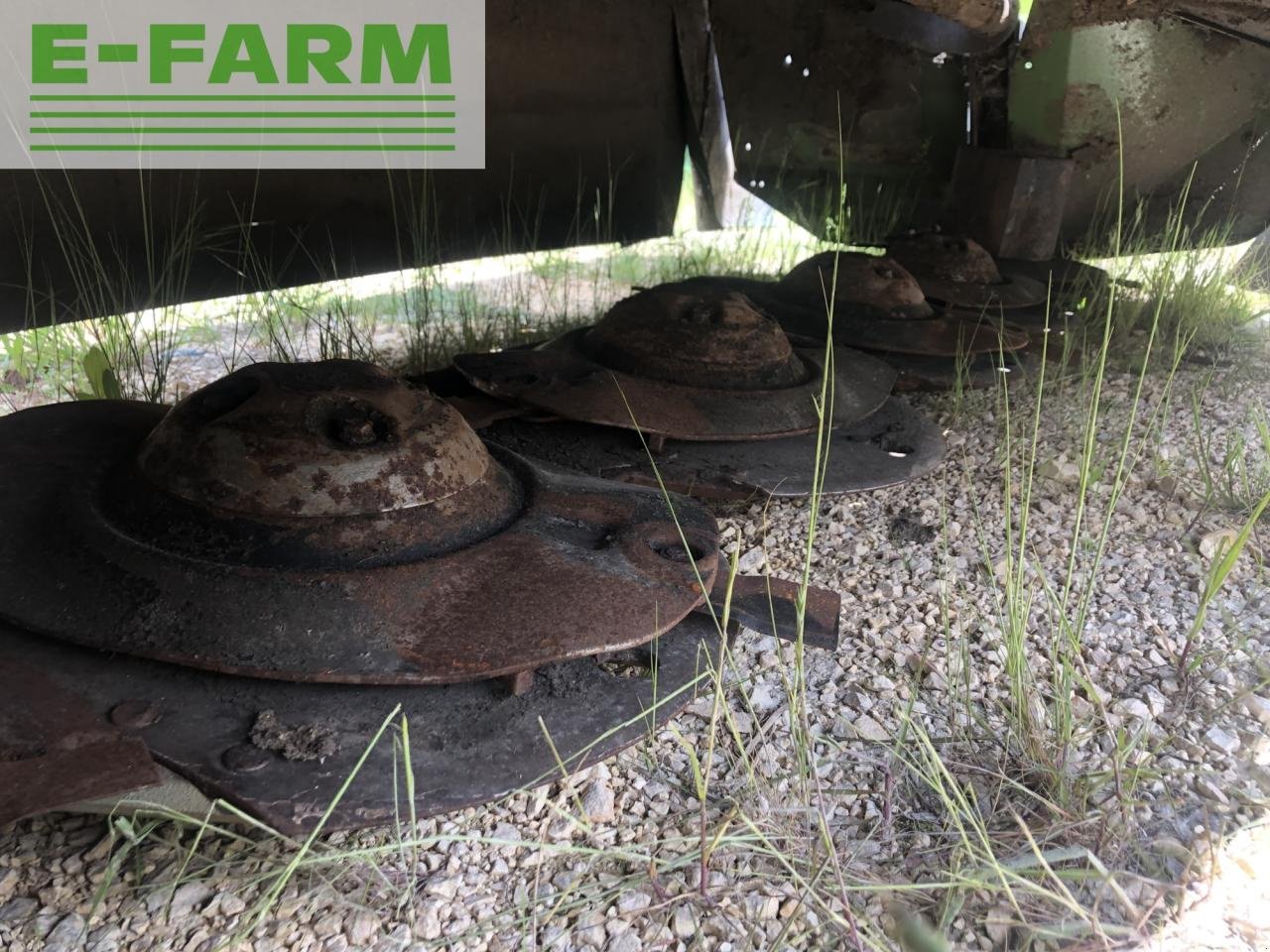 Mähwerk of the type Fendt slicer 320, Gebrauchtmaschine in AILLAS (33 - GIRONDE) (Picture 5)