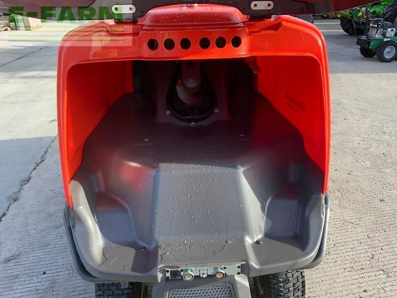 Mähwerk типа Husqvarna rc 320ts awd out front mower (st25424), Gebrauchtmaschine в SHAFTESBURY (Фотография 9)