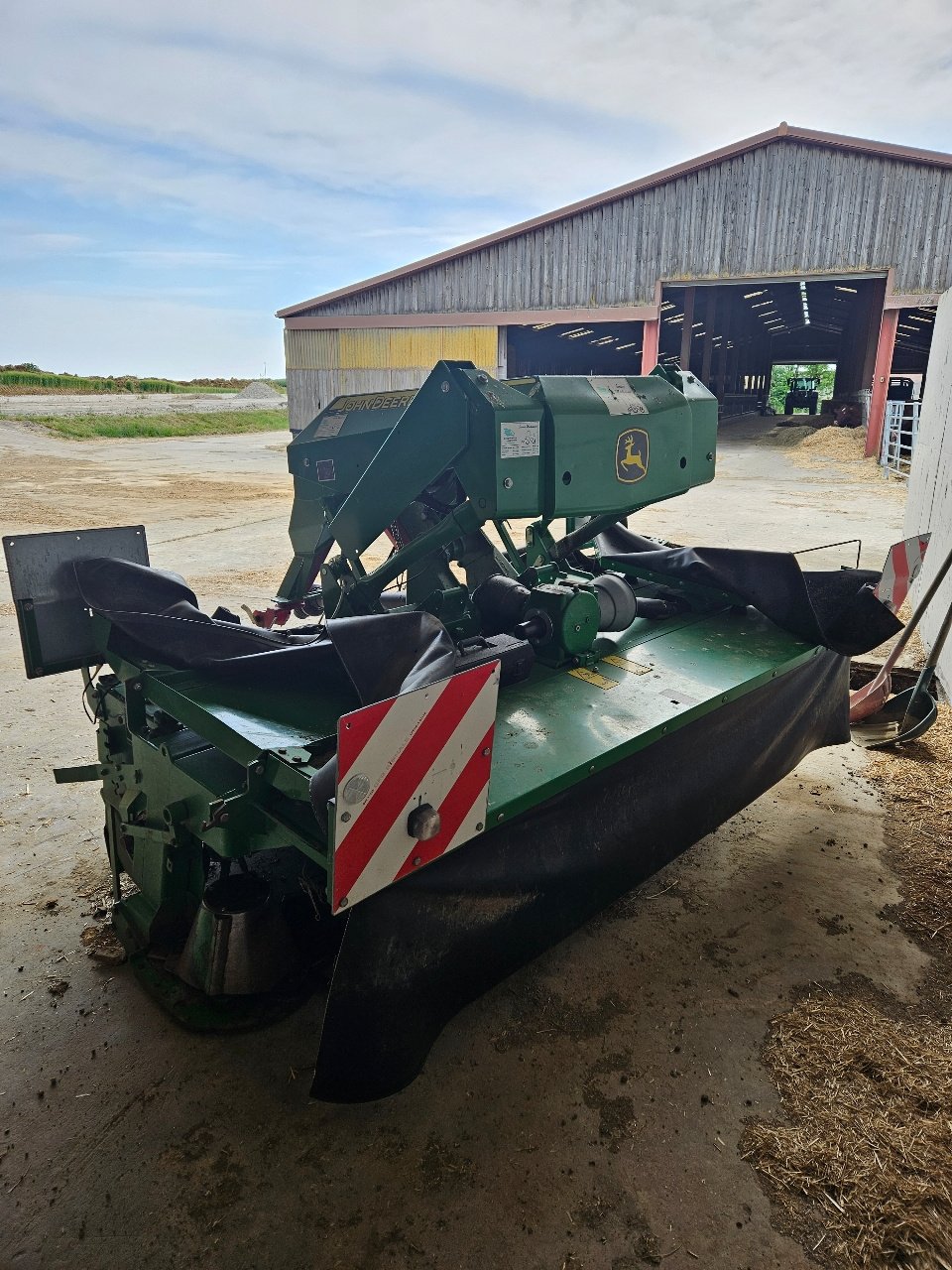 Mähwerk of the type John Deere 131, Gebrauchtmaschine in MANDRES-SUR-VAIR (Picture 1)