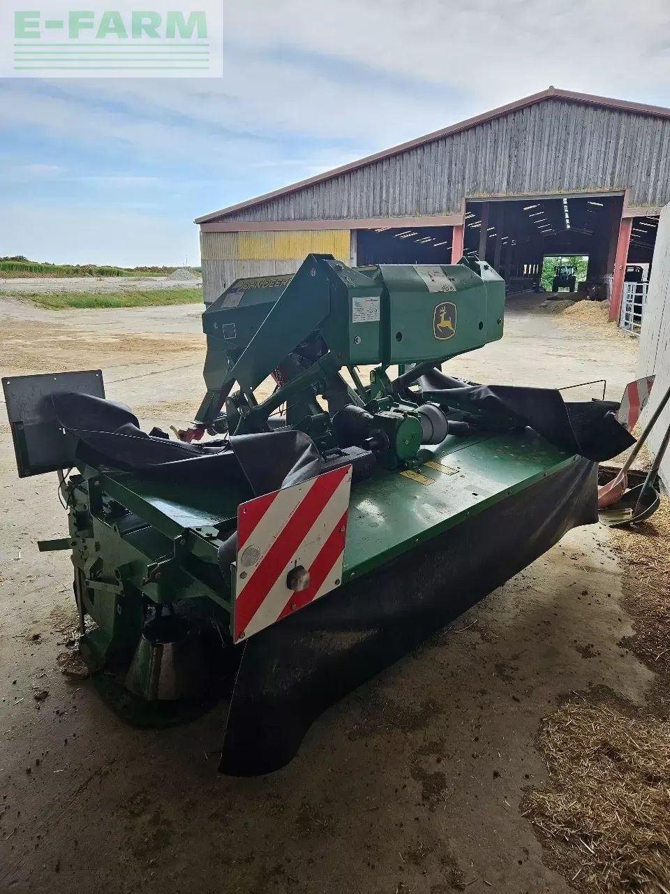 Mähwerk del tipo John Deere 131, Gebrauchtmaschine en CHAUVONCOURT (Imagen 1)