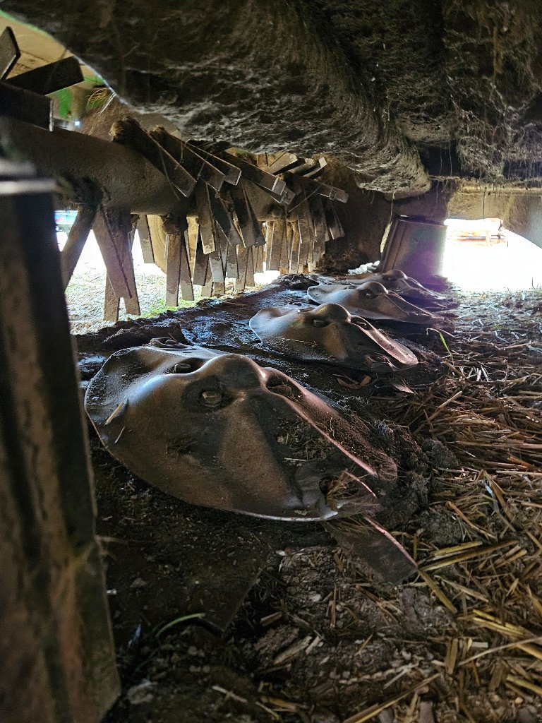Mähwerk typu John Deere 1365, Gebrauchtmaschine v MANDRES-SUR-VAIR (Obrázok 6)