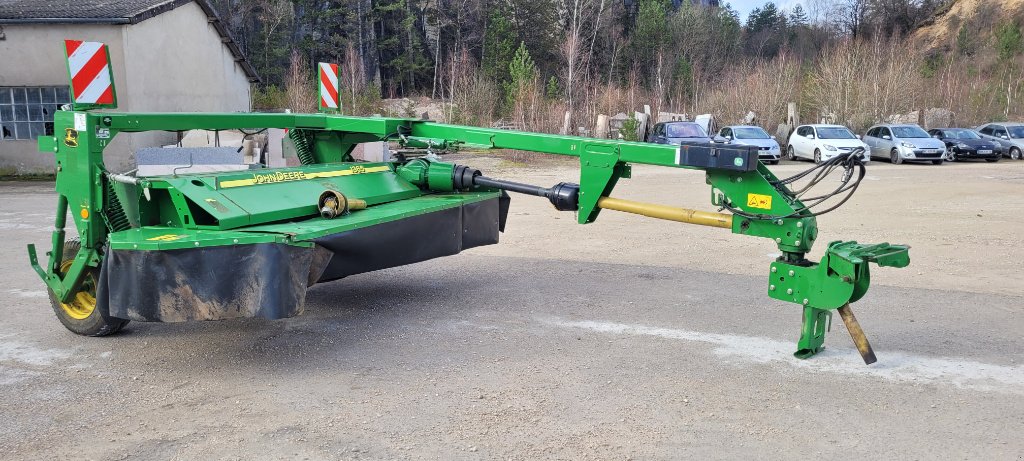 Mähwerk des Typs John Deere 1365, Gebrauchtmaschine in Lérouville (Bild 4)