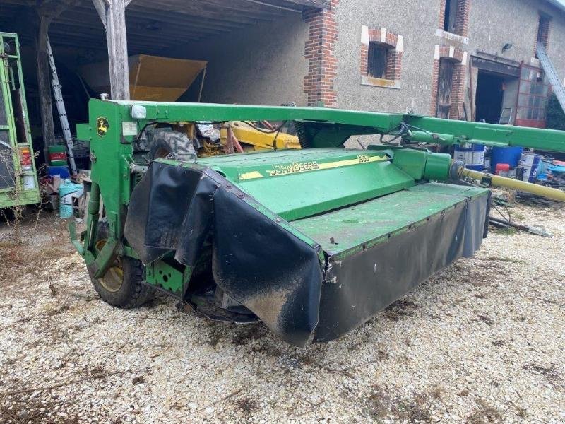 Mähwerk des Typs John Deere 1365, Gebrauchtmaschine in SAINT-GERMAIN DU PUY (Bild 3)