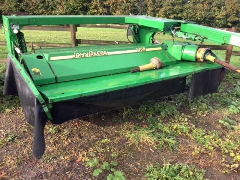 Mähwerk des Typs John Deere 1365, Gebrauchtmaschine in les hayons (Bild 3)