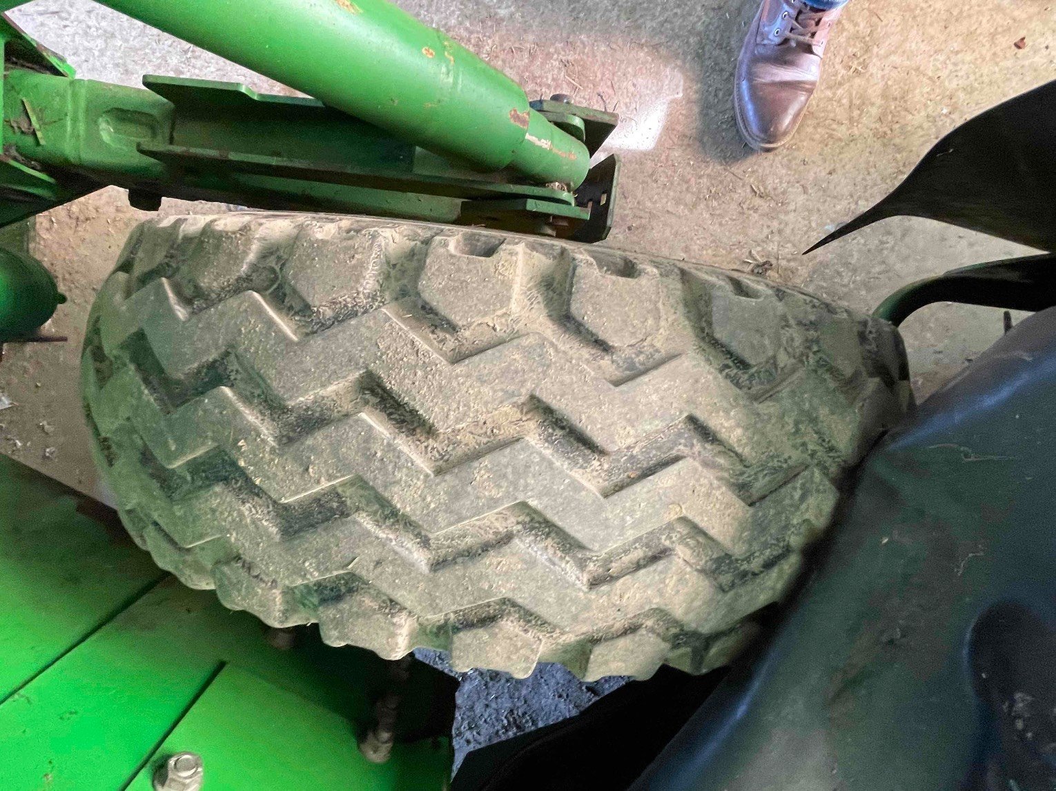 Mähwerk του τύπου John Deere 1365, Gebrauchtmaschine σε Le Horps (Φωτογραφία 8)