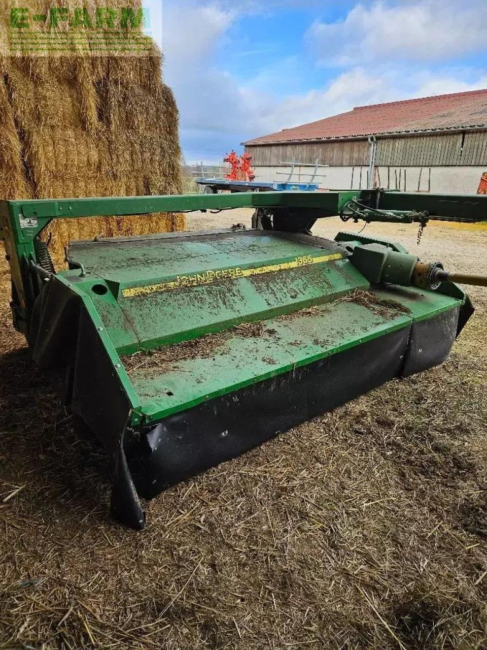 Mähwerk des Typs John Deere 1365, Gebrauchtmaschine in CHAUVONCOURT (Bild 2)