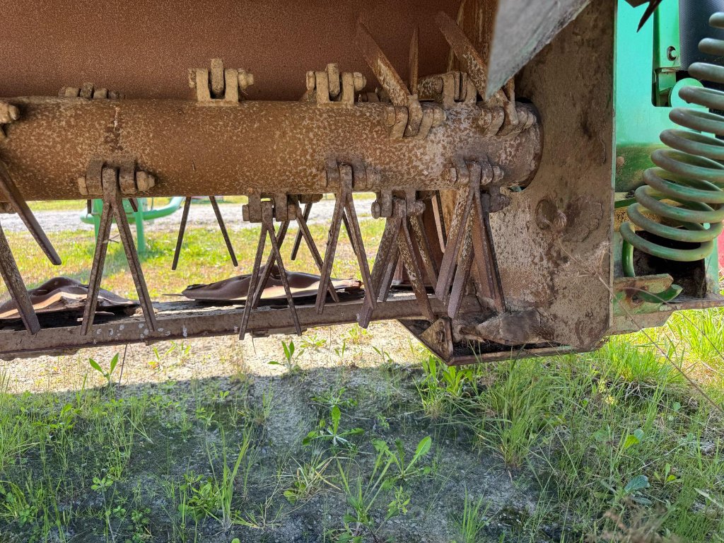 Mähwerk типа John Deere 1365, Gebrauchtmaschine в GUERET (Фотография 8)