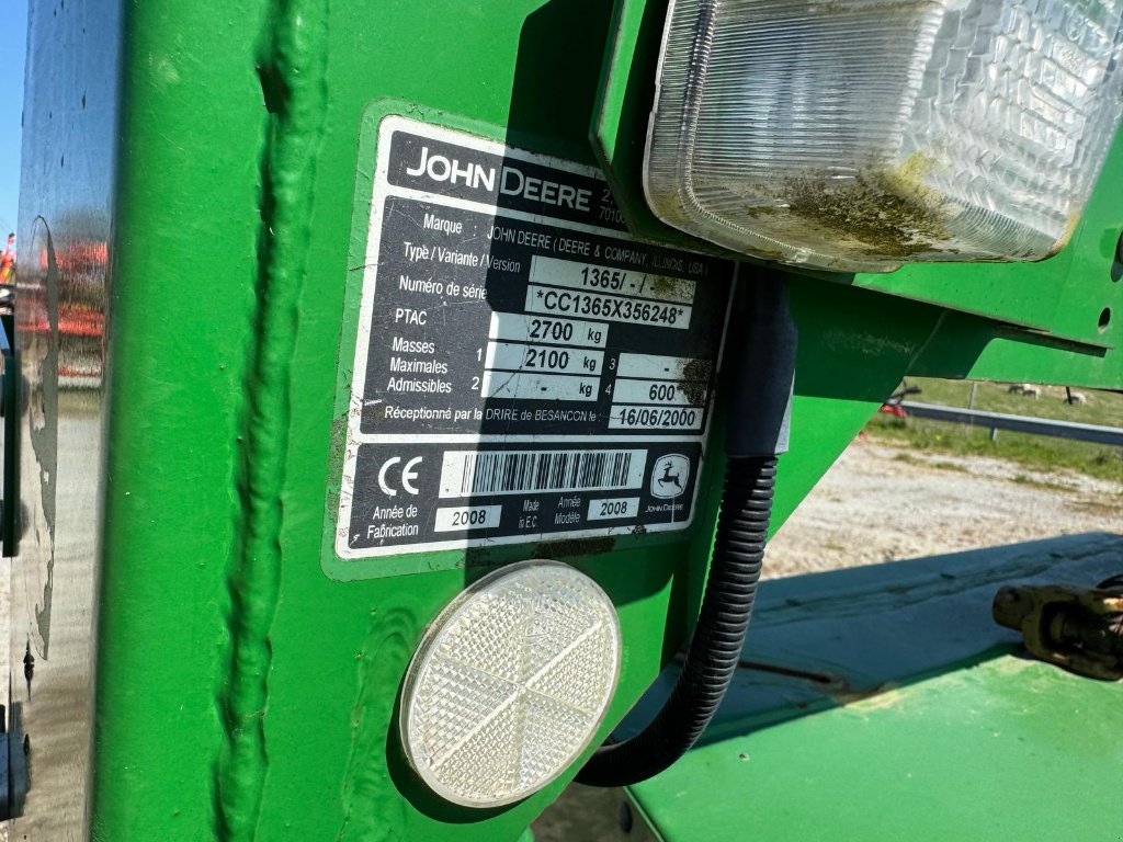Mähwerk типа John Deere 1365, Gebrauchtmaschine в GUERET (Фотография 5)