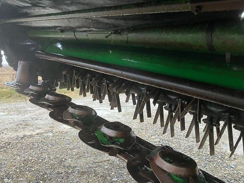 Mähwerk of the type John Deere 328 A, Gebrauchtmaschine in Sainte-Croix-en-Plaine (Picture 5)