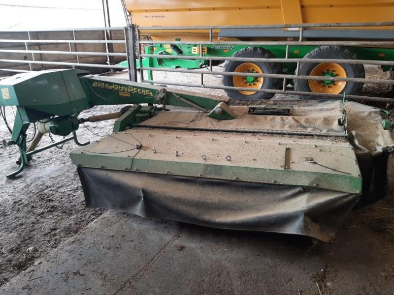 Mähwerk типа John Deere 328A, Gebrauchtmaschine в CHAUMONT (Фотография 2)