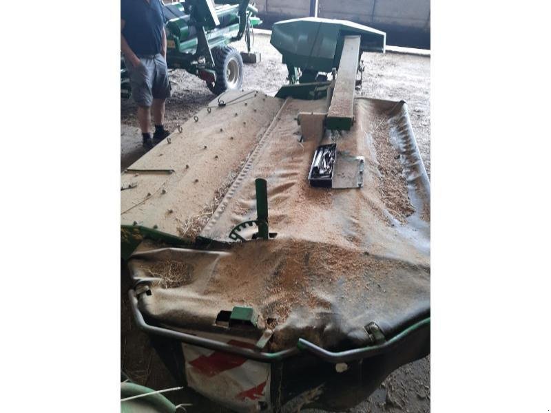 Mähwerk типа John Deere 328A, Gebrauchtmaschine в CHAUMONT (Фотография 3)