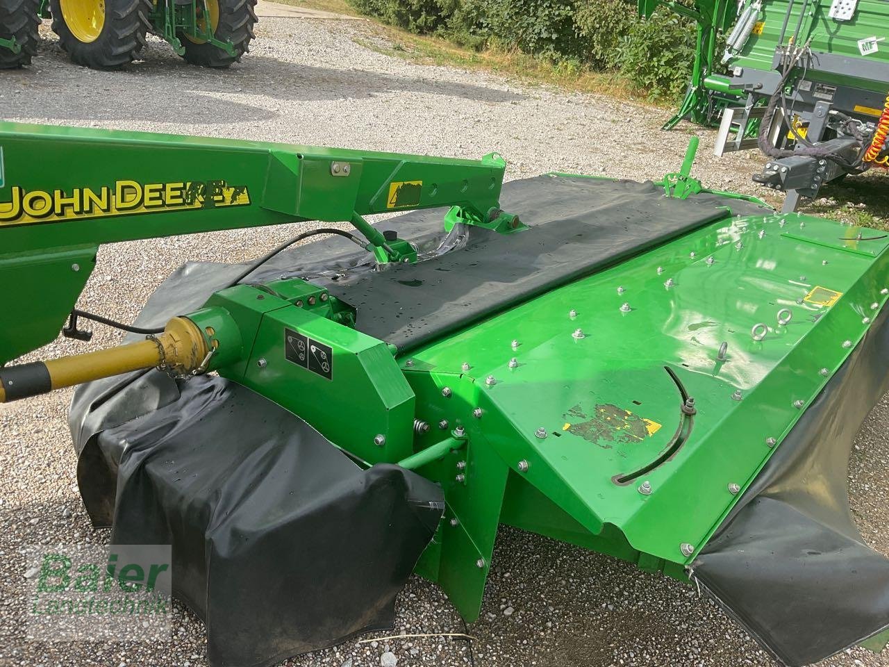 Mähwerk типа John Deere 331, Gebrauchtmaschine в OBERNDORF-HOCHMOESSINGEN (Фотография 2)