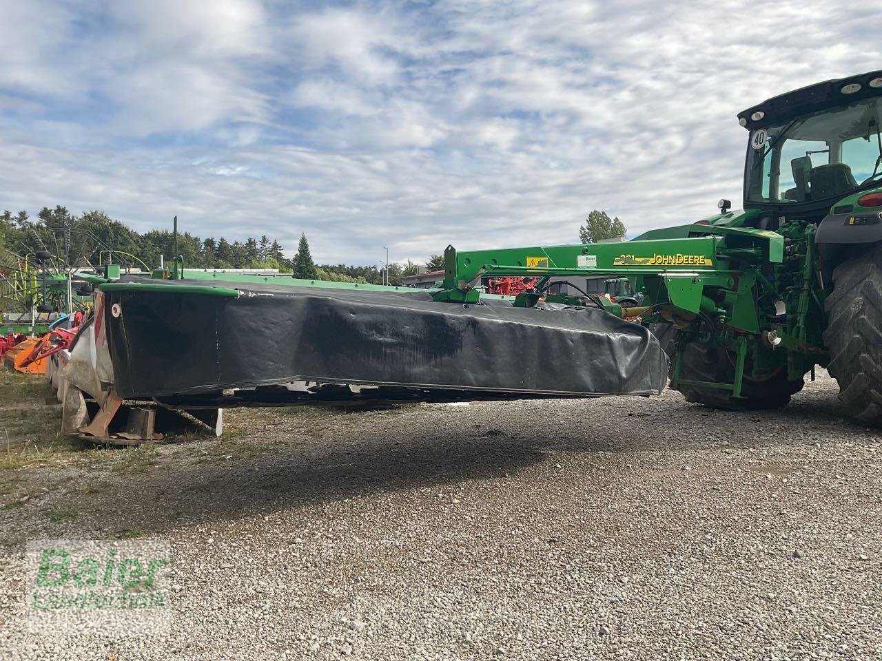 Mähwerk типа John Deere 331, Gebrauchtmaschine в OBERNDORF-HOCHMOESSINGEN (Фотография 3)