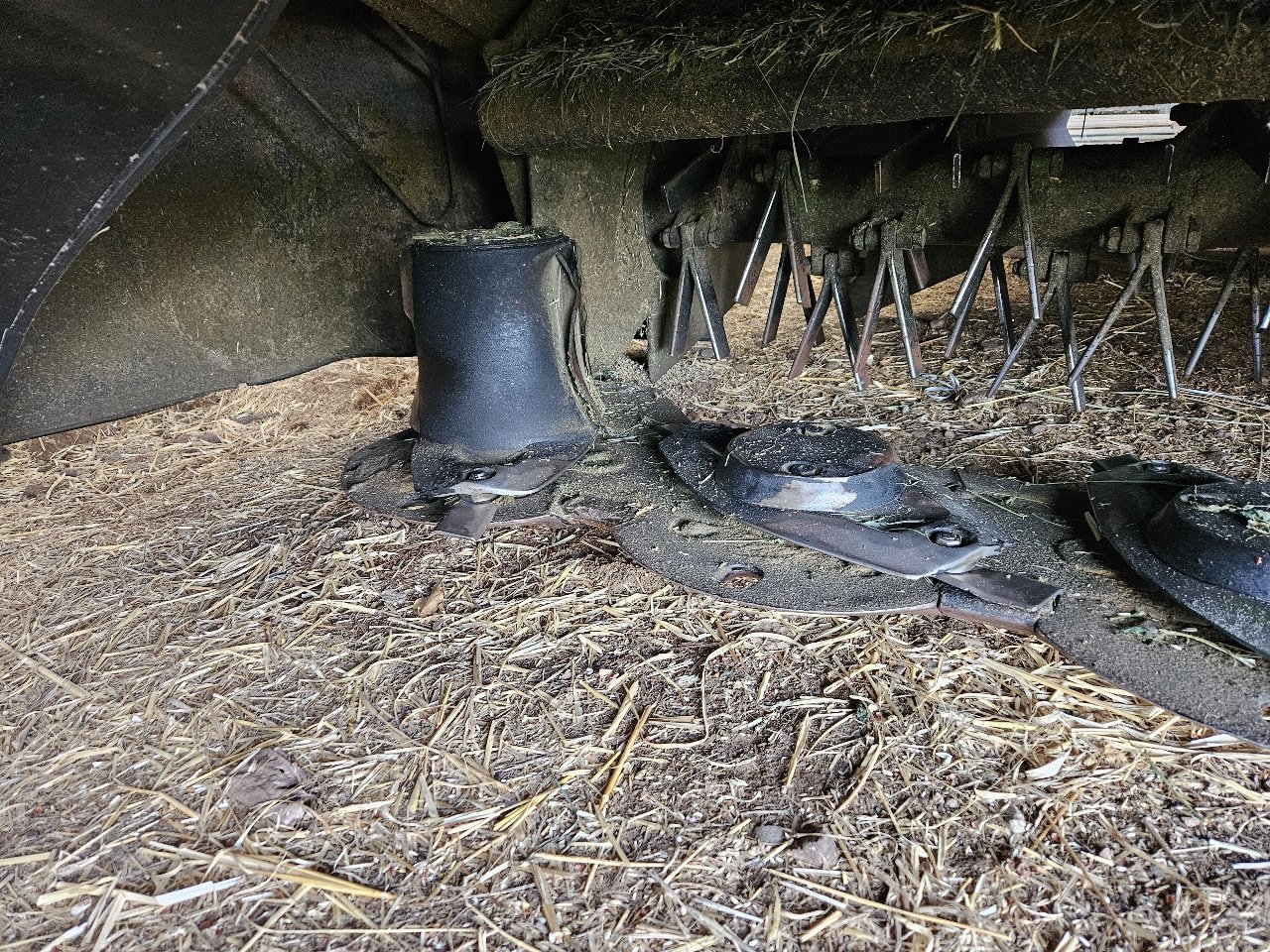 Mähwerk of the type John Deere 331, Gebrauchtmaschine in MANDRES-SUR-VAIR (Picture 7)