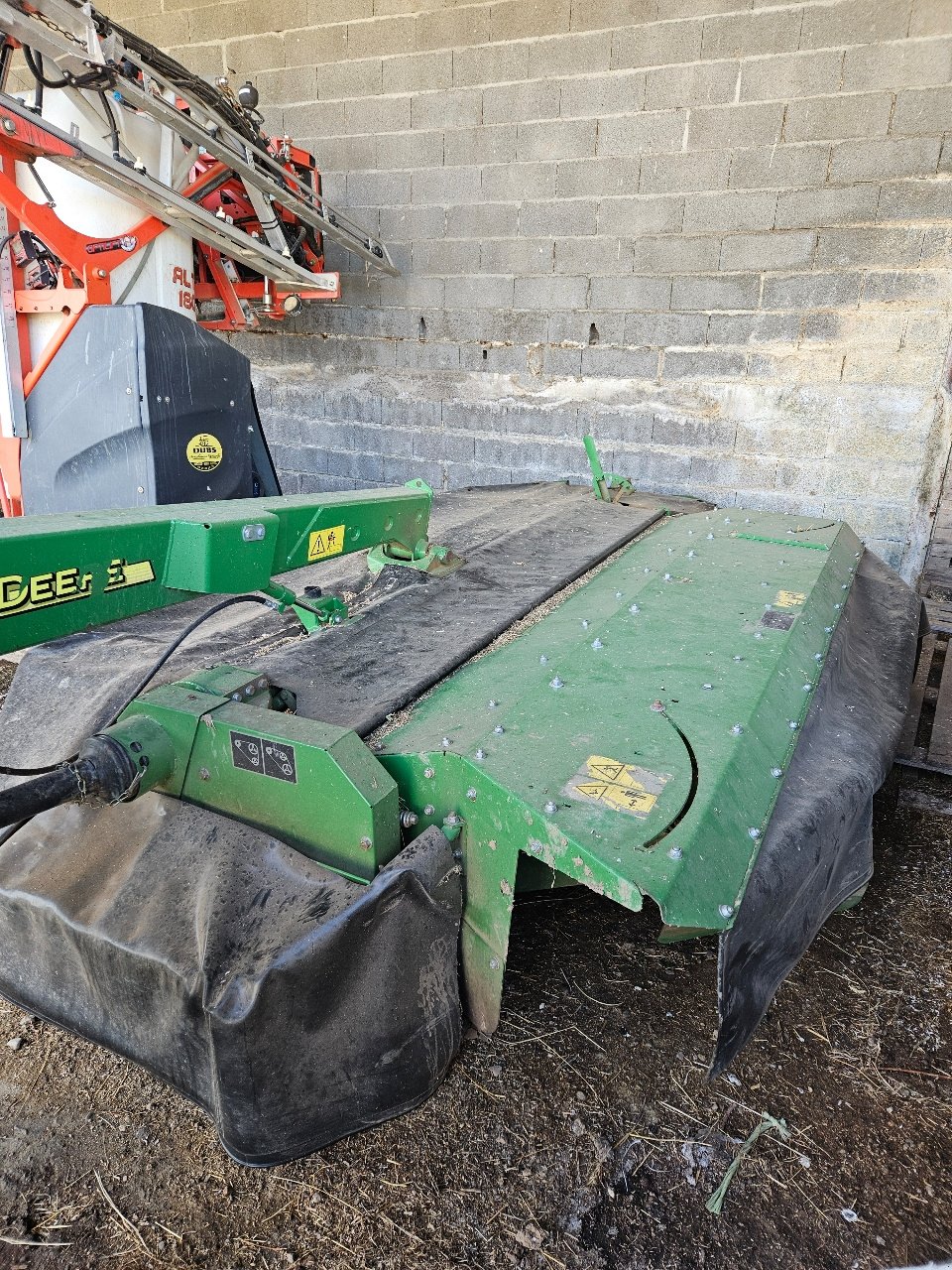 Mähwerk of the type John Deere 331, Gebrauchtmaschine in MANDRES-SUR-VAIR (Picture 2)