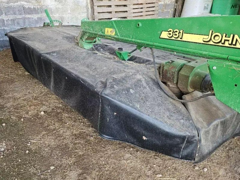 Mähwerk des Typs John Deere 331, Gebrauchtmaschine in CHAUVONCOURT (Bild 1)